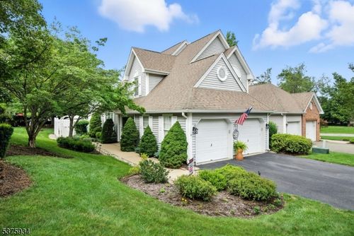 3 Evergreen Way, Mount Arlington, NJ, 07856-1376 | Card Image