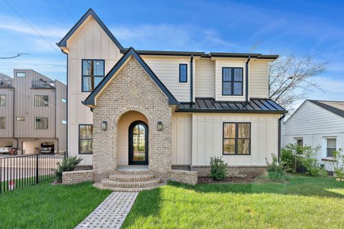 736 Douglas Ave, Nashville, TN, 37207-5562 | Card Image