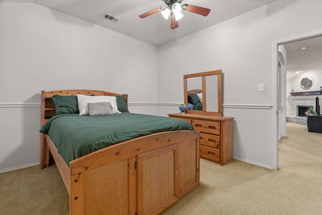1092 Grand National Blvd, House other with 3 bedrooms, 2 bathrooms and null parking in Fort Worth TX | Image 34