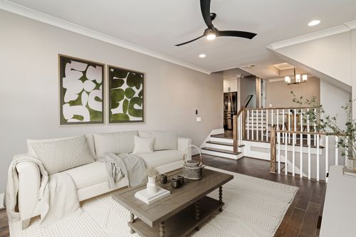 2005 Stokes Ln, Nashville, TN, 37215-1519 | Card Image