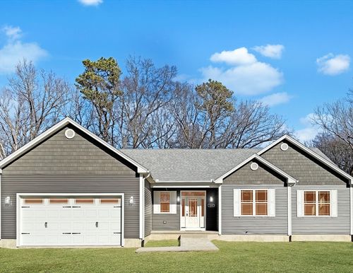 109 W Crystal Brook Dr, Springfield, MA, 01118-1949 | Card Image