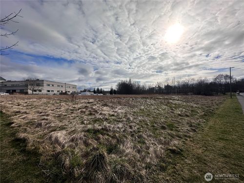 515 W Horton Rd, Bellingham, WA, 98226-7698 | Card Image