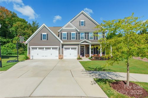 602 Dogwood Creek Ln, Indian Trail, NC, 28079-9672 | Card Image