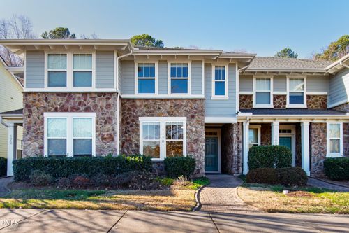 170 Point Comfort Ln, Cary, NC, 27519-2524 | Card Image