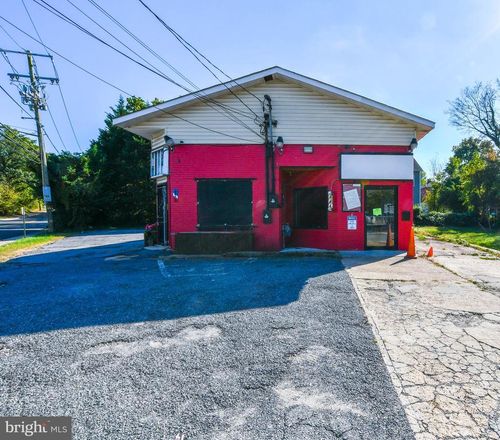 5443 Addison Rd, FAIRMOUNT HEIGHTS, MD, 20743-6535 | Card Image