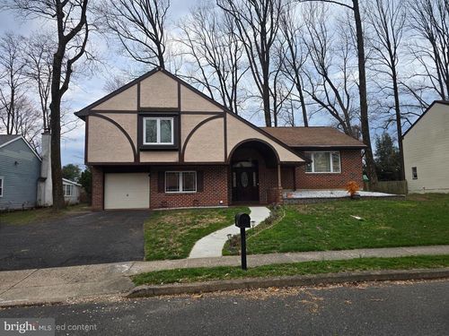 743 Bridgeview Rd, LANGHORNE, PA, 19053-1930 | Card Image