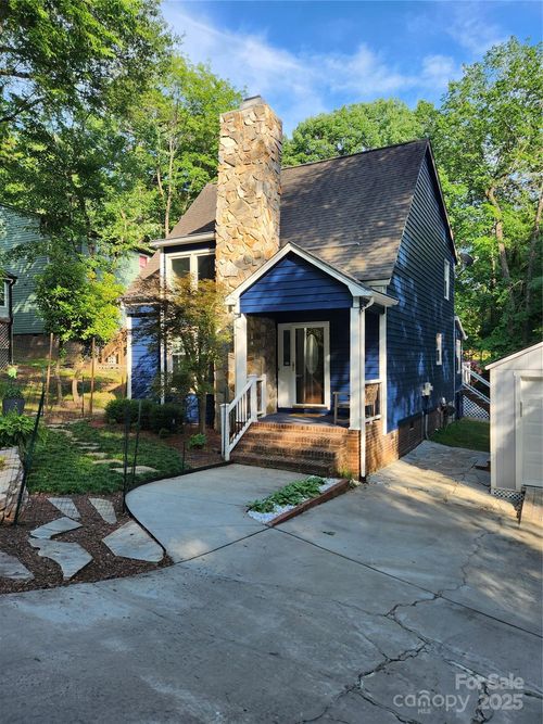 27092 Village Dr, Tega Cay, SC, 29708-9394 | Card Image
