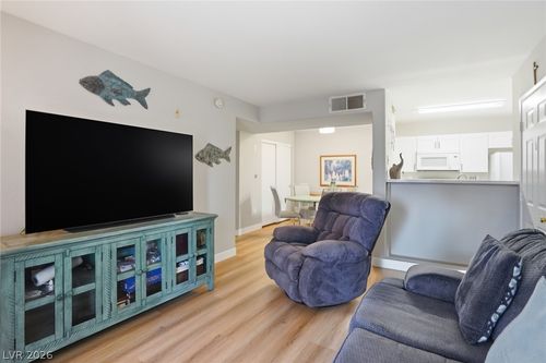 1041-7885 W Flamingo Rd, Las Vegas, NV, 89147-7423 | Card Image