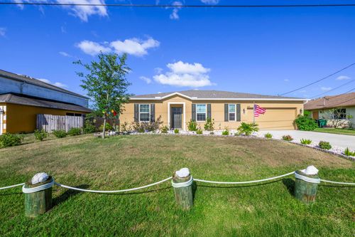 4042 Sw Jaqust St, Port St. Lucie, FL, 34953-5626 | Card Image