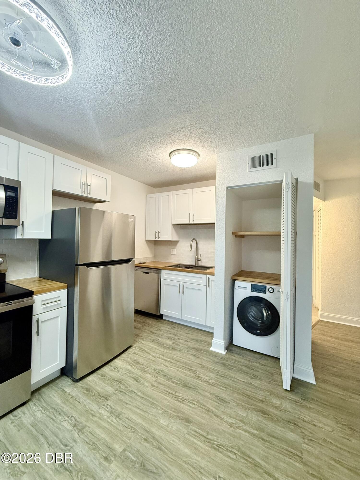 Residential Lease in Daytona Beach 3