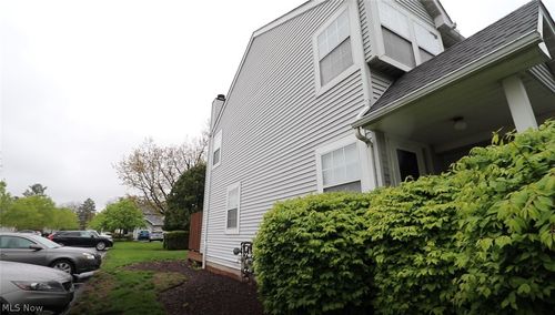 4540 Big Met Pl, Cleveland, OH, 44135-1714 | Card Image
