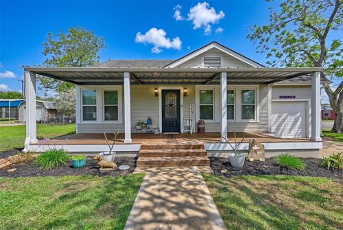 407 N Summit Street, Weimar, TX, 78962 | Card Image