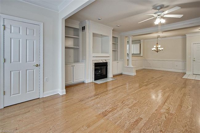 Living Room | Image 5