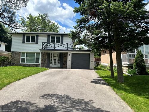 5 Norval Cres, Brampton, ON, L6W1J1 | Card Image