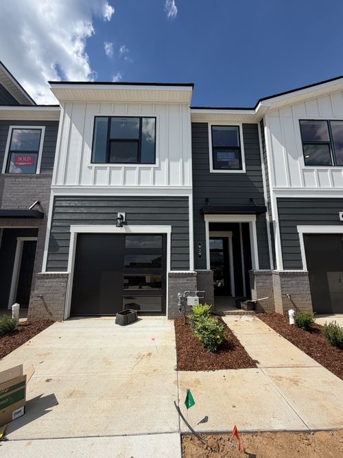 929 Tellico St, Gallatin, TN, 37066-6286 | Card Image