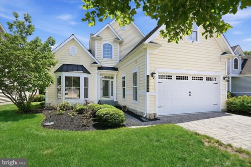 30897 Fresh Pond Dr, OCEAN VIEW, DE, 19970-4702 | Card Image