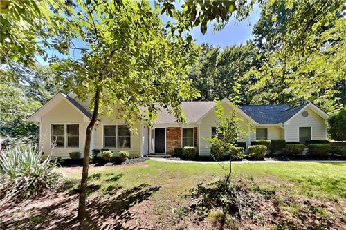5665 Enchantress Ln, Buford, GA, 30518-7009 | Card Image