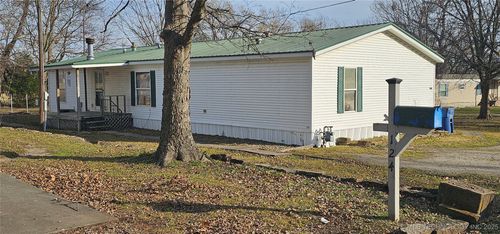 124 W Lucille Ave, Nowata, OK, 74048-2135 | Card Image