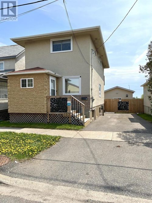 127 Johnson Ave, Thunder Bay, ON, P7B2V9 | Card Image