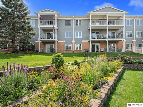 372-3001 S 51st Street Court, Lincoln, NE, 68506 | Card Image