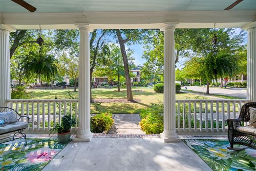 2324 Grassmere Ln, McKinney, TX, 75071-8497 | Card Image