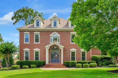8005 Rosemere Way, Chattanooga, TN, 37421-4298 | Card Image