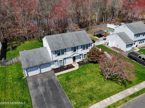 128 Oak Glen Rd, Toms River, NJ, 08753-3477 | Card Image