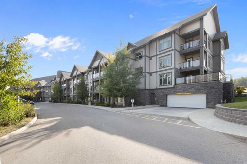 227-15 Aspenmont Hts Sw, Calgary, AB, T3H0E3 | Card Image