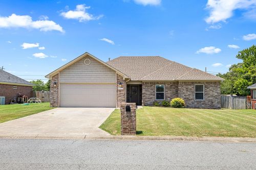 2411 Lancashire Ln, Cabot, AR, 72023-7014 | Card Image