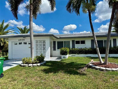 4605 Nw 49th St, Tamarac, FL, 33319-3727 | Card Image