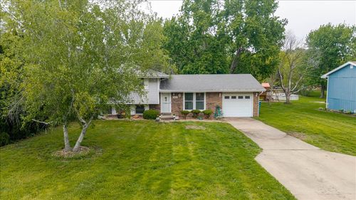 312 E Adams St, Towanda, IL, 61776-7617 | Card Image