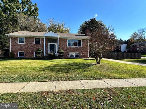 8722 Postoak Rd, POTOMAC, MD, 20854-3551 | Card Image