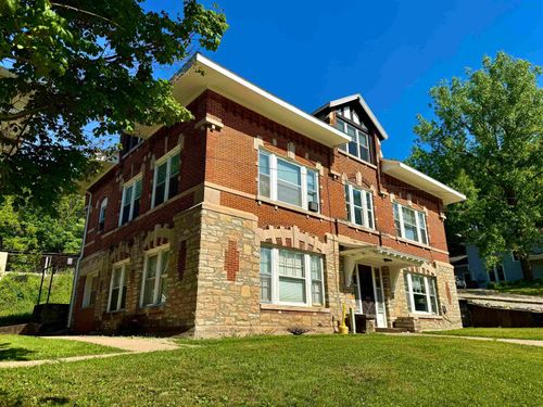 406 and 408 John Street, Decorah, IA, 52101 | Card Image