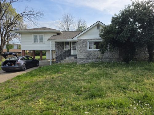 1241 Pierce Rd, Madison, TN, 37115-2719 | Card Image