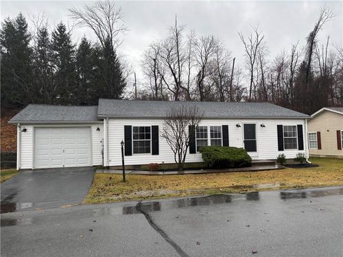 13 Abbey Road, Forks Twp, PA, 18040 | Card Image