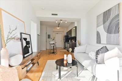 2410 - 37 Grosvenor St, Condo with 1 bedrooms, 1 bathrooms and null parking in Toronto ON | Image 2