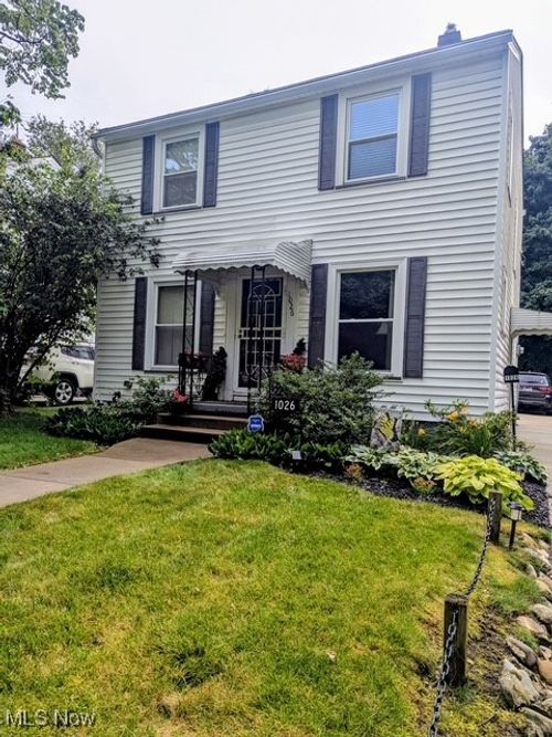 1026 Seward Ave, Akron, OH, 44320-2628 | Card Image