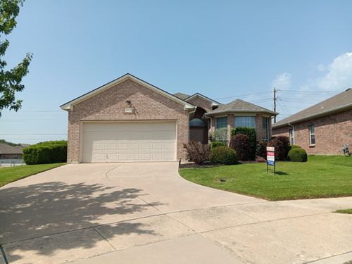 3801 Old Richwood Ln, Fort Worth, TX, 76244-5785 | Card Image