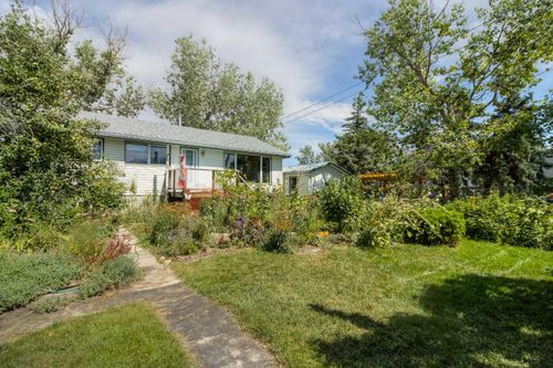 518 Railway Ave, Monarch, AB, T0L | Card Image
