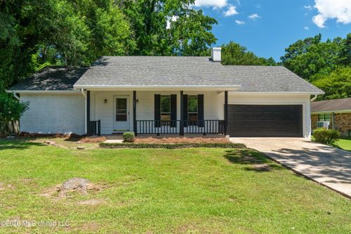 205 Sunset Dr, Petal, MS, 39465-3737 | Card Image