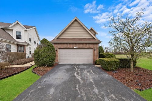286 Sunset Blvd, Beecher, IL, 60401-3632 | Card Image