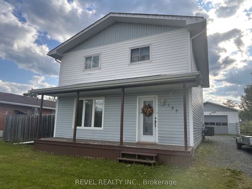 165 Seventeenth Ave, Cochrane, ON, P0L1C0 | Card Image