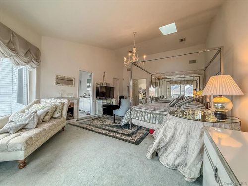 282 Tamerisk Ln, New Windsor, NY, 12553-5410 | Card Image