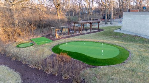 431 Maplewood Dr, Barrington, IL, 60010-1481 | Card Image