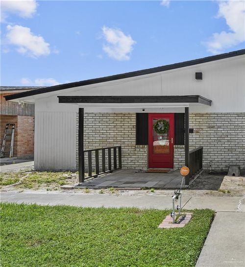 16-401 N 41st St, McAllen, TX, 78501-8147 | Card Image