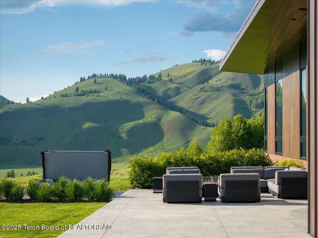 13175 River Bend Rd, House other with 3 bedrooms, 4 bathrooms and null parking in Jackson WY | Image 53