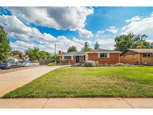 13674 E Parkview Dr, Aurora, CO, 80011-8549 | Card Image