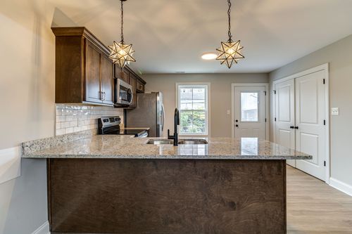 b-1008 S Beckett St, Columbia, TN, 38401-3626 | Card Image