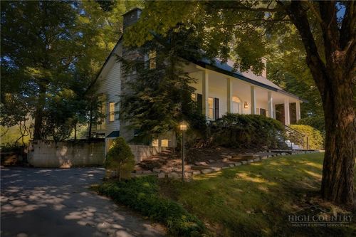 106 Thunderbolt Drive, Banner Elk, NC, 28604 | Card Image