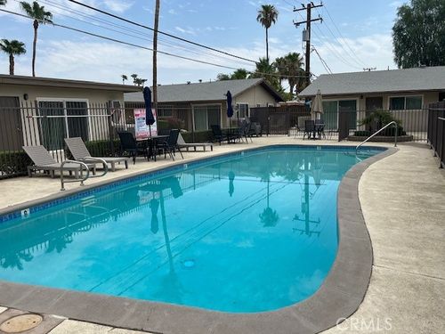apt-7-686 E Cottonwood Rd, Palm Springs, CA, 92262-4616 | Card Image